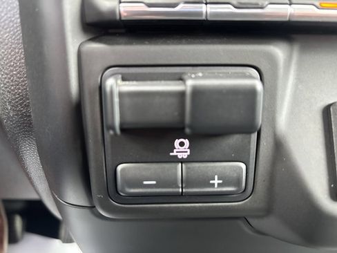 Used 2023 GMC Sierra 1500 Pro w/ Pro Value Package image 23