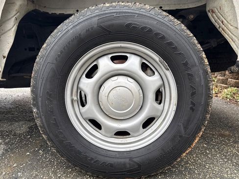 Used 2015 Ford F150 XL w/ Equipment Group 101A Mid image 29