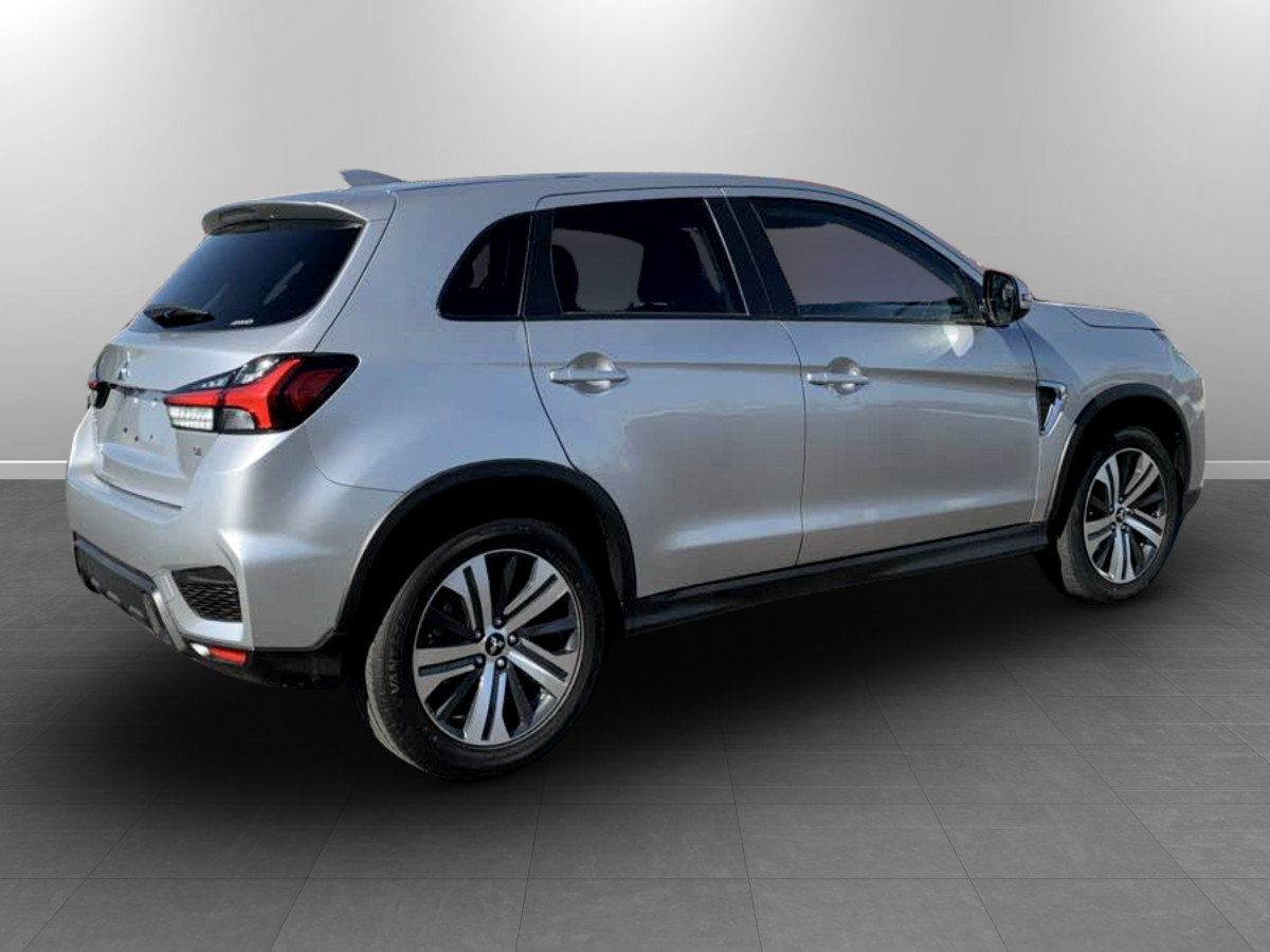 Used 2024 Mitsubishi Outlander Sport ES AWD/4WD image 7