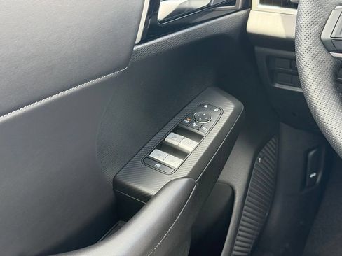 New 2026 Mitsubishi Outlander AWD image 5