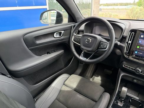 Used 2023 Volvo C40 P8 Recharge Plus AWD/4WD image 12
