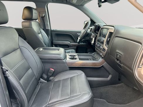 Used 2018 GMC Sierra 1500 Denali AWD/4WD image 29