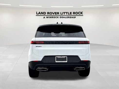 Used 2025 Land Rover Range Rover Sport SE AWD/4WD image 7