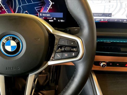 Certified 2025 BMW i4 xDrive40i w/ M Sport Package image 23