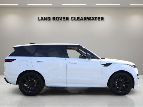New 2026 Land Rover Range Rover Sport Dynamic SE AWD/4WD image 6