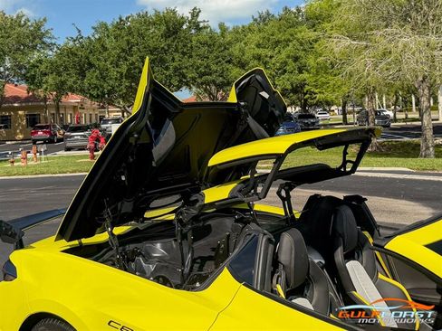 Used 2022 Chevrolet Corvette Stingray Premium Conv RWD image 63