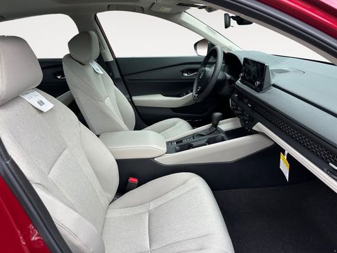 New 2025 Honda Accord SE image 15