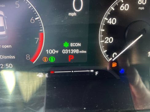 Used 2025 Honda Civic Sport image 4
