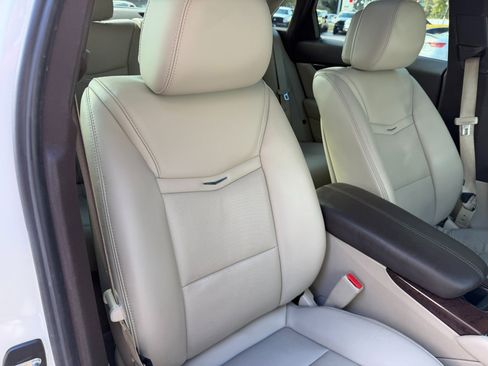 Used 2014 Cadillac XTS Luxury w/ Driver Awareness Package image 48