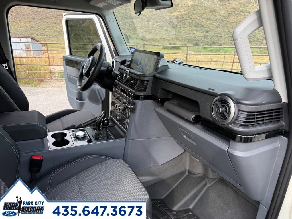 Used 2024 INEOS Grenadier Station Wagon AWD/4WD image 33