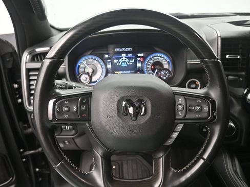 Used 2022 RAM 1500 Limited AWD/4WD image 6