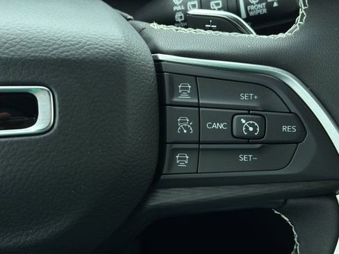 New 2026 Jeep Grand Cherokee Laredo AWD/4WD image 26