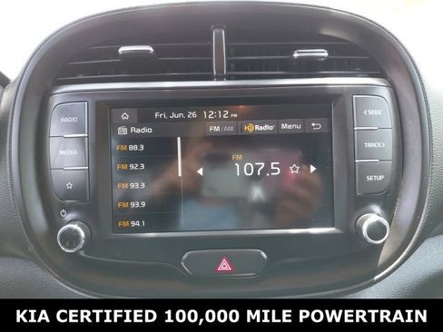 Certified 2025 Kia Soul LX w/ LX Technology Package FWD image 15