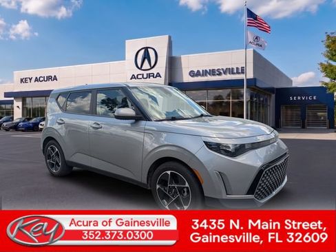 Used 2024 Kia Soul EX w/ Option Group 015 FWD image 1