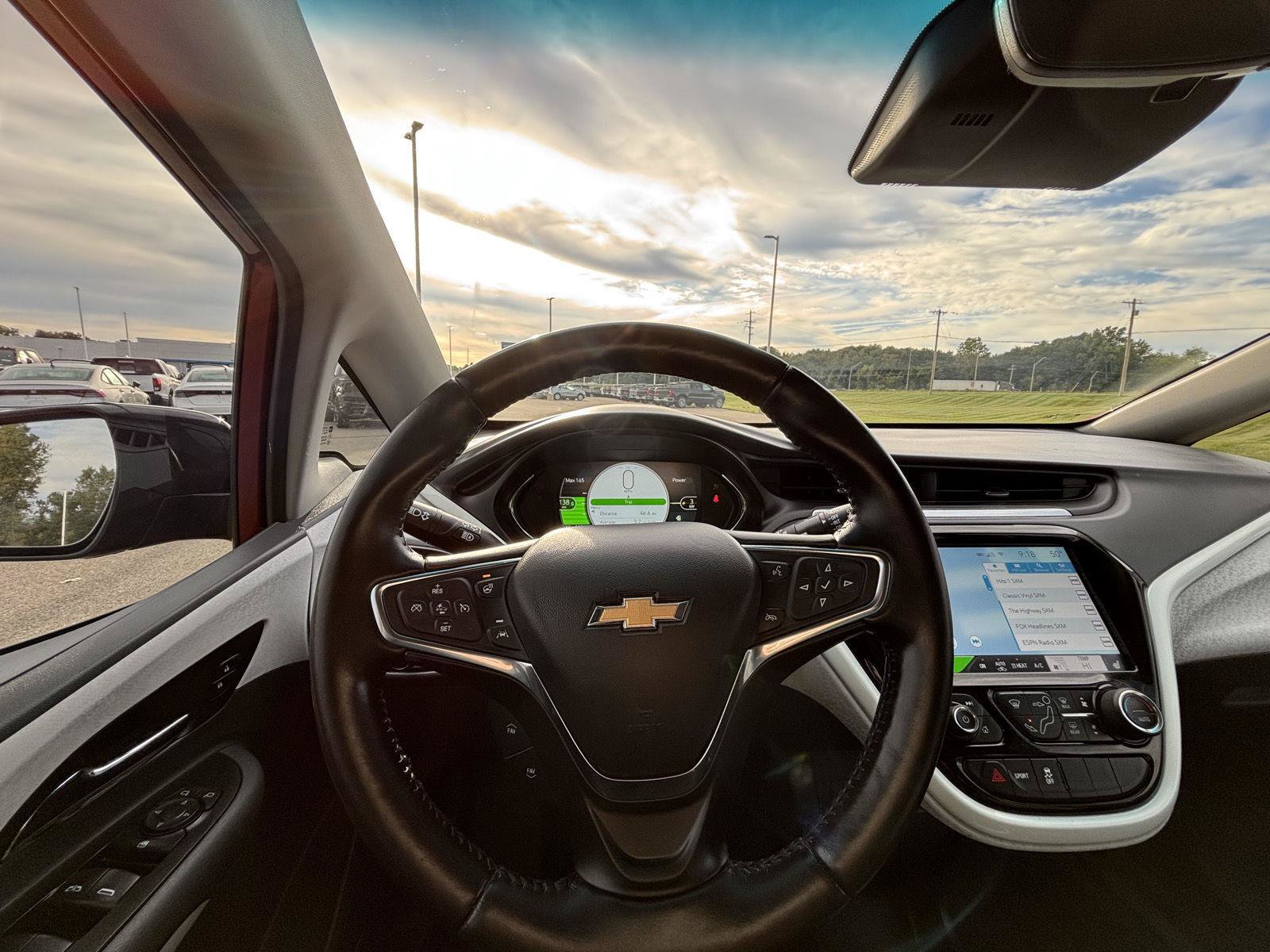 Used 2021 Chevrolet Bolt Premier w/ Infotainment Package FWD image 25