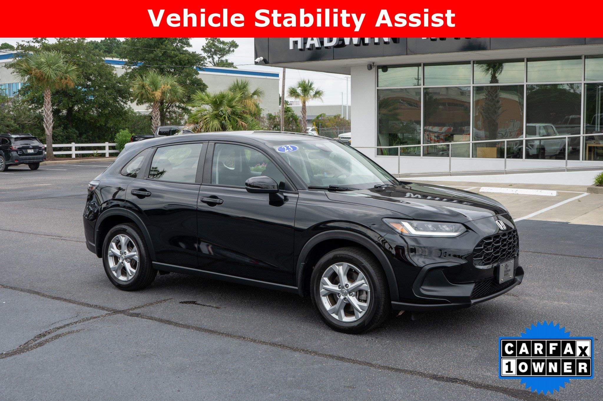 Used 2023 Honda HR-V LX image 1