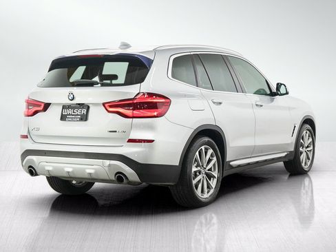 Used 2019 BMW X3 xDrive30i w/ Premium Package AWD/4WD image 5