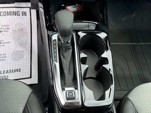 New 2026 Chevrolet Trax LT w/ Driver Confidence Package image 28