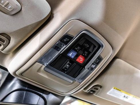 Used 2019 RAM 2500 Laramie image 21