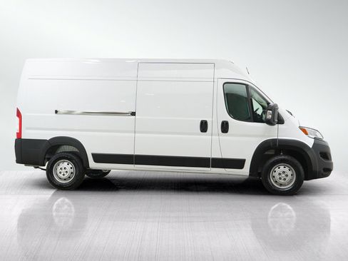 Used 2023 RAM ProMaster 2500 FWD image 6
