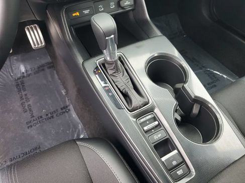 Certified 2025 Honda Civic Sport image 24