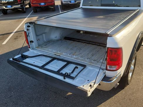 Certified 2015 RAM 2500 Big Horn image 9