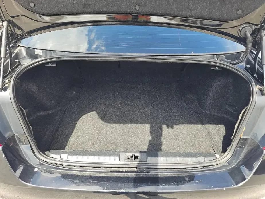 Used 2017 Subaru Legacy 2.5i Premium AWD/4WD image 14