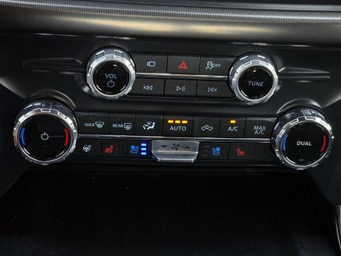 Used 2026 Ford F150 Lariat AWD/4WD image 22