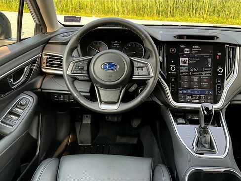 Used 2025 Subaru Legacy Limited image 5