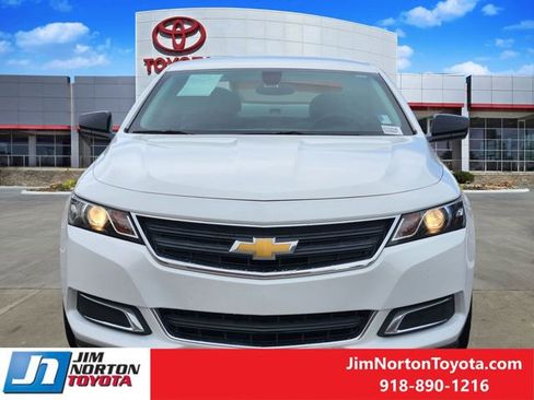Used 2018 Chevrolet Impala LS image 2