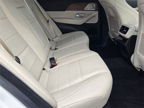 Used 2024 Mercedes-Benz GLE 450 4MATIC image 15