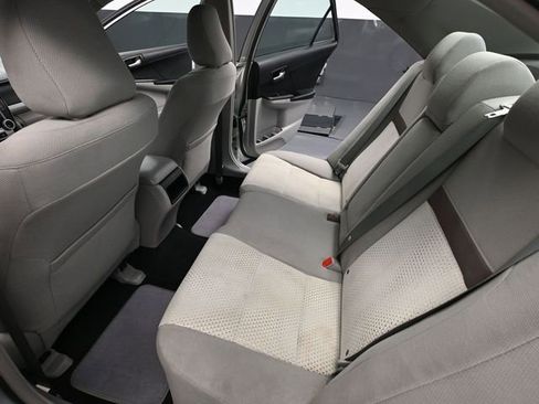 Used 2012 Toyota Camry LE image 32