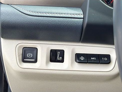 Used 2022 GMC Acadia Denali w/ Denali Ultimate Package image 36