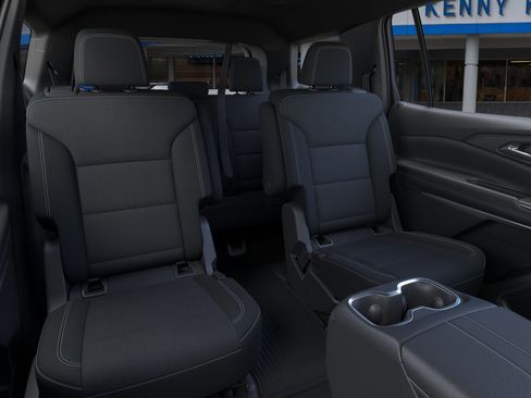 New 2026 Chevrolet Traverse LT FWD image 17