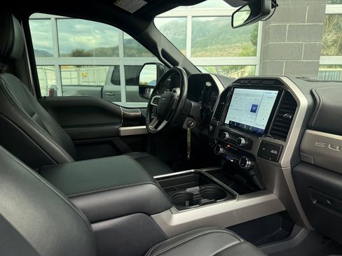 Used 2022 Ford F250 Lariat w/ Black Appearance Package AWD/4WD image 48
