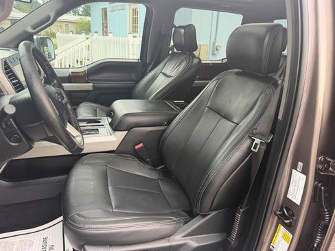 Used 2020 Ford F150 Lariat w/ Equipment Group 502A Luxury AWD/4WD image 15