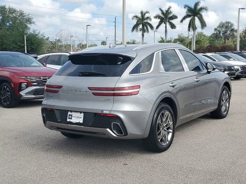 Used 2022 Genesis GV70 2.5T w/ Advanced Package AWD/4WD image 8
