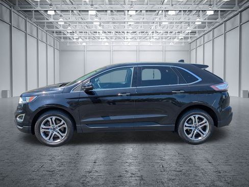 Used 2016 Ford Edge Titanium w/ Technology Package AWD/4WD image 2