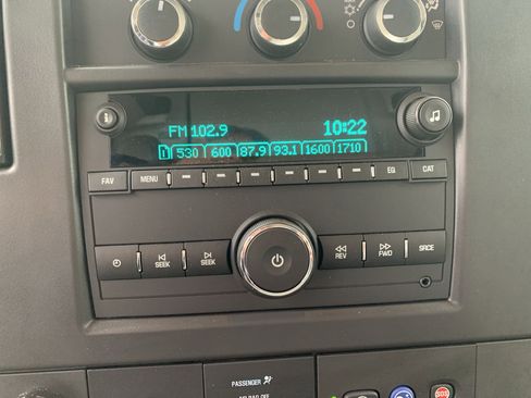New 2025 GMC Savana 3500 Extended w/ Power Convenience Package RWD image 27