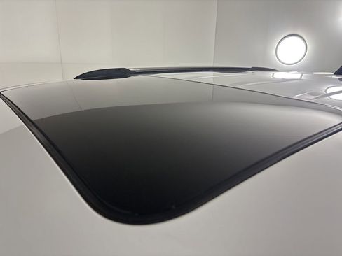 Used 2015 Jeep Grand Cherokee Limited image 8