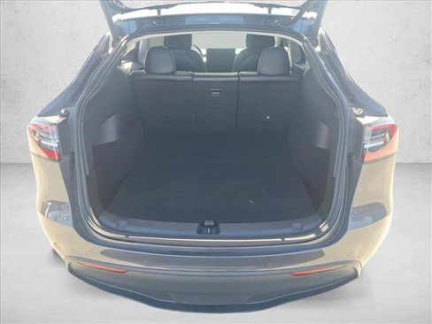 Used 2021 Tesla Model Y Performance AWD/4WD image 6