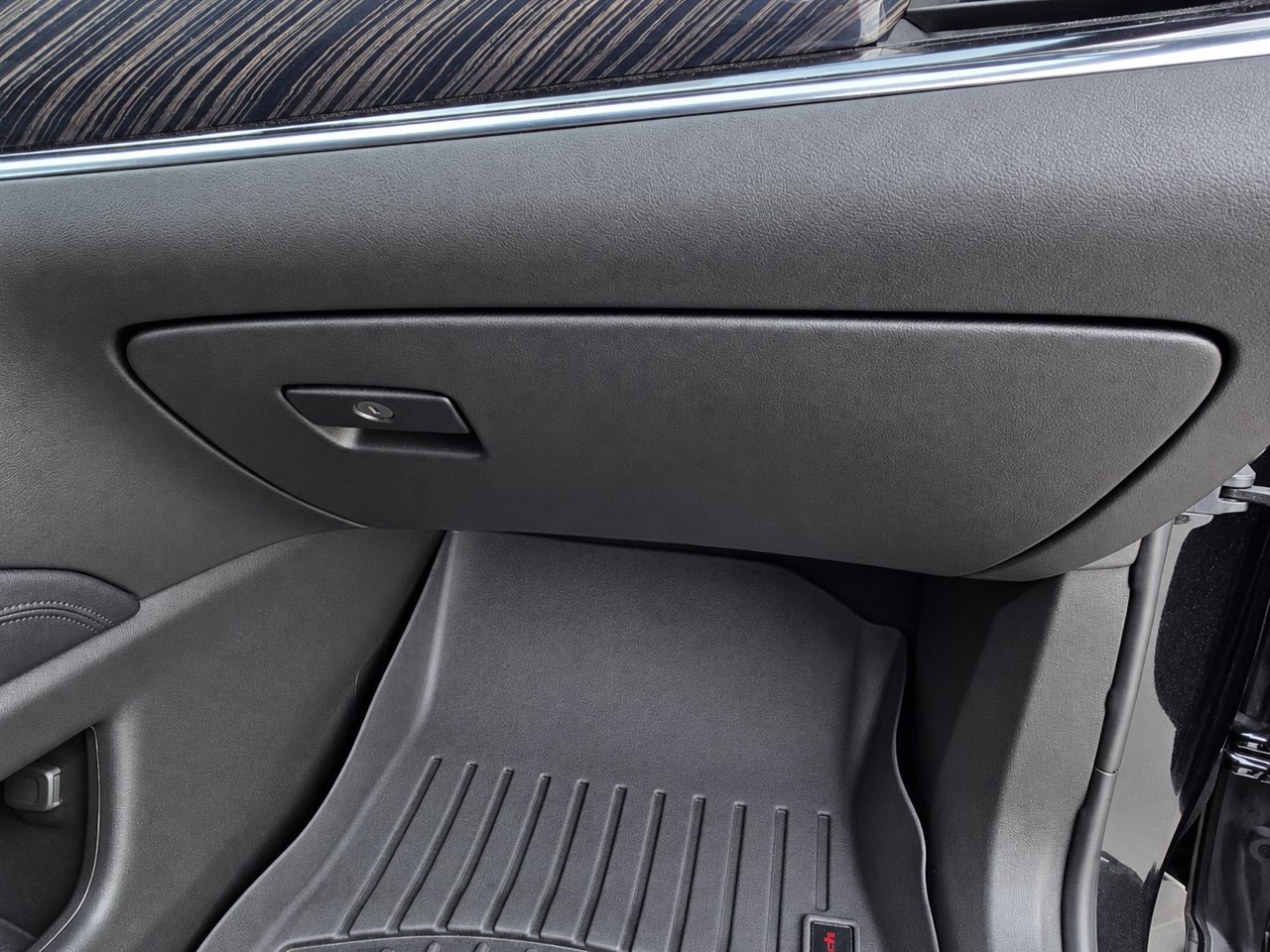 Certified 2024 Cadillac XT6 Premium Luxury FWD image 35