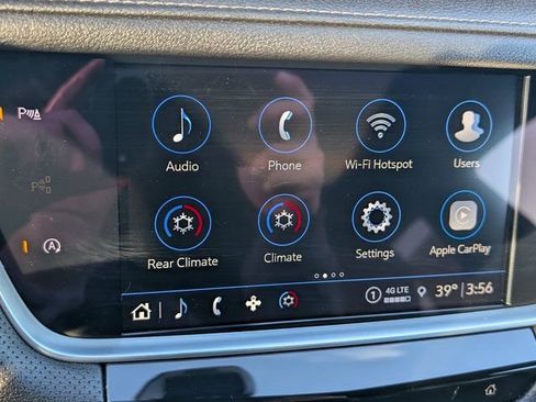 Used 2021 Cadillac XT6 Luxury image 18