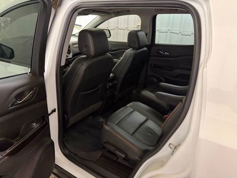 Used 2022 GMC Acadia AT4 w/ GMC Pro Grade Package AWD/4WD image 18