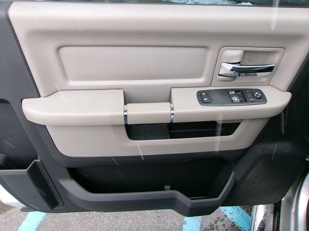 Used 2012 RAM 1500 Classic SLT w/ Popular Equipment Group AWD/4WD image 15