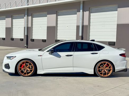 Used 2023 Acura TLX Type S PMC Edition image 3