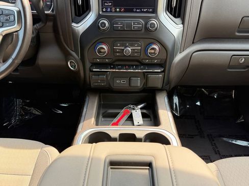 Used 2020 Chevrolet Silverado 1500 RST w/ All-Star Edition image 15