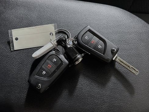 Used 2025 Toyota RAV4 LE image 35