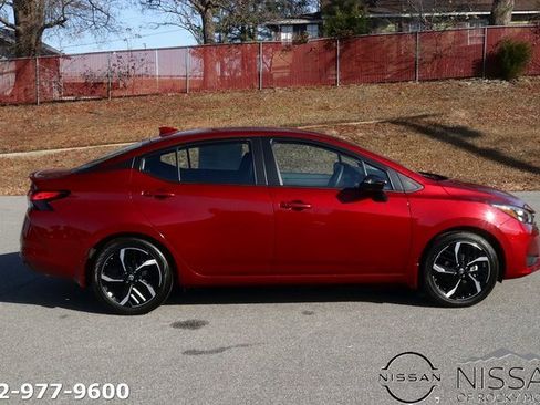 New 2025 Nissan Versa SR w/ Trunk Package image 4