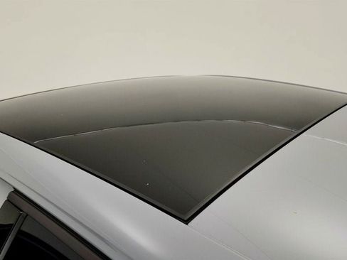 Used 2022 Volkswagen GTI SE w/ SE Leather Package FWD image 10